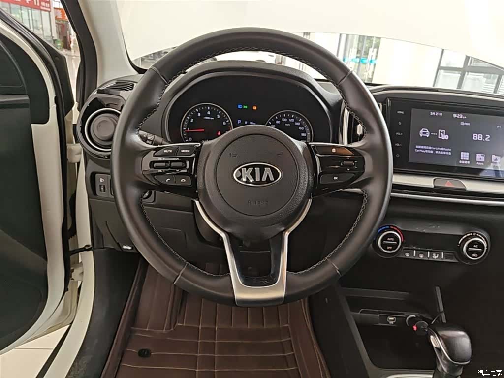 Kia KX1, 2021 11