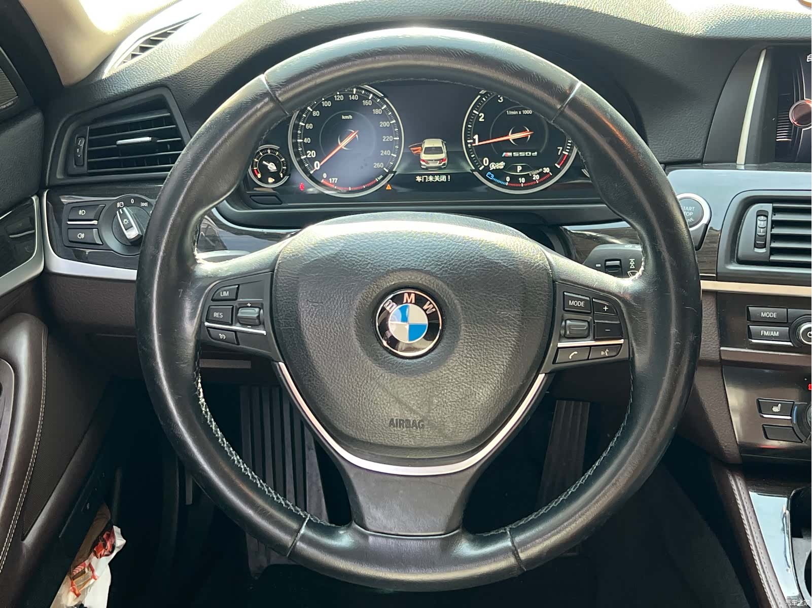 BMW 5 Series, 2014 все фото