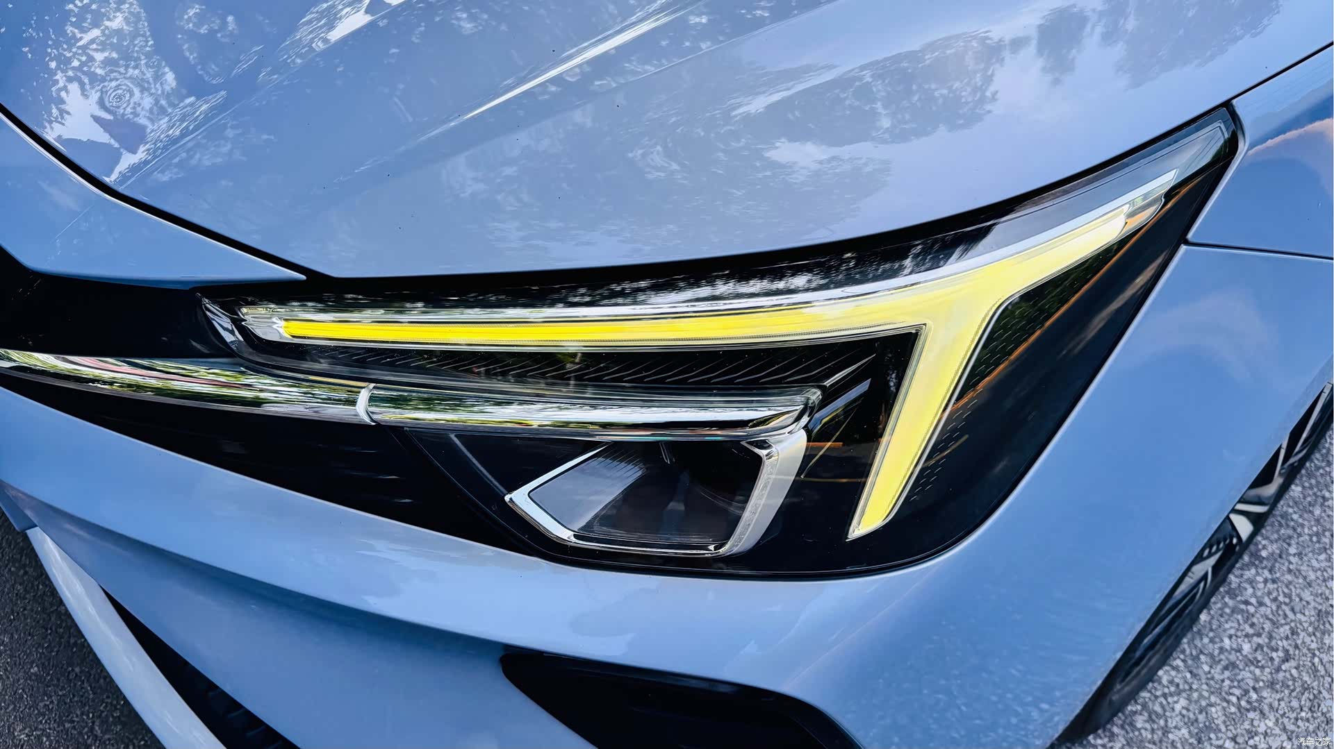 Rising Auto ER6, 2022 16