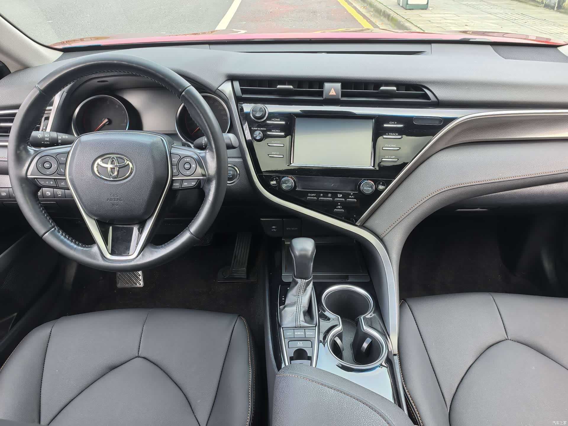 Toyota Camry, 2019 10