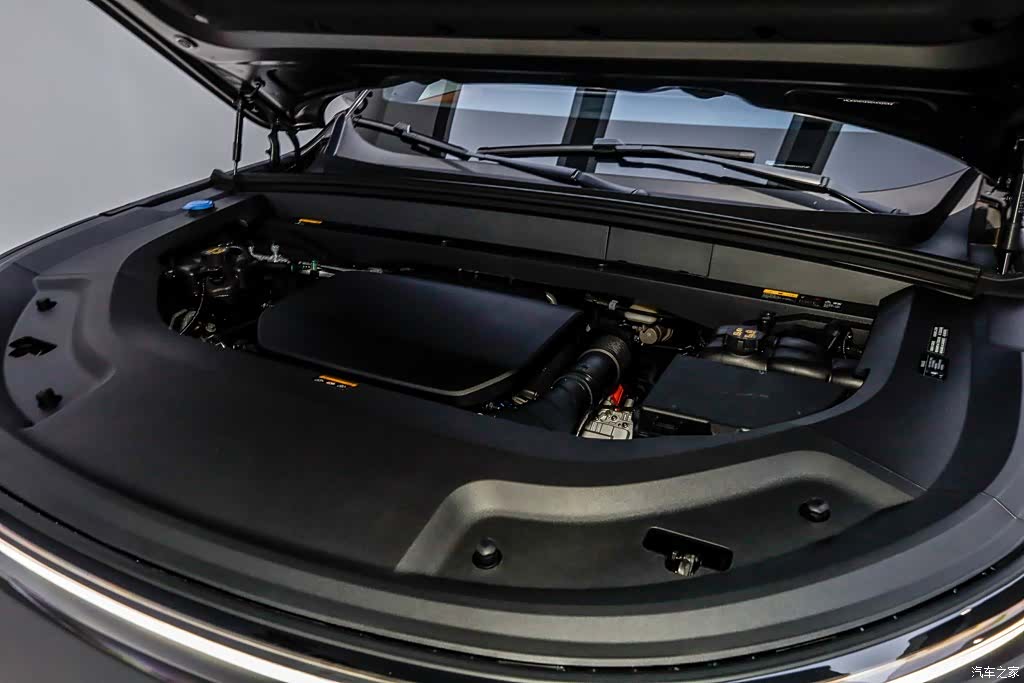 Li Auto L9, 2025 9