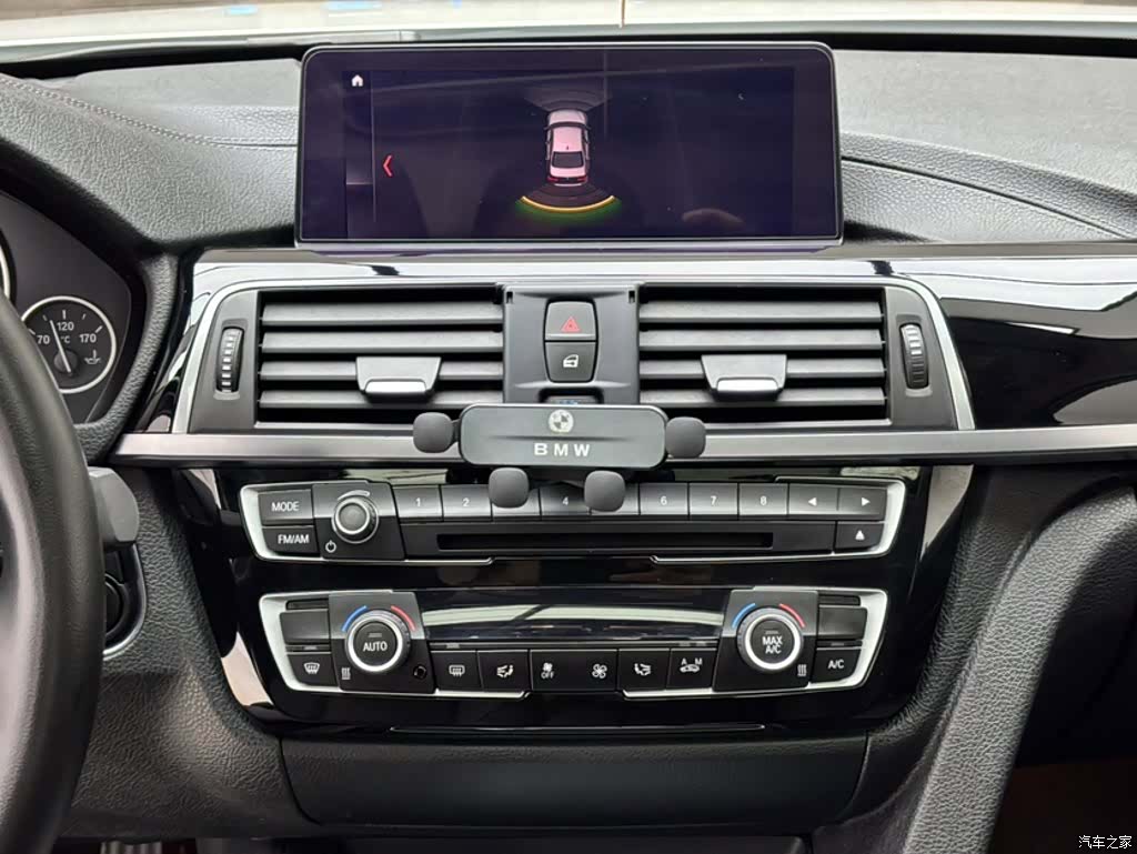 BMW 3 Series, 2018 10