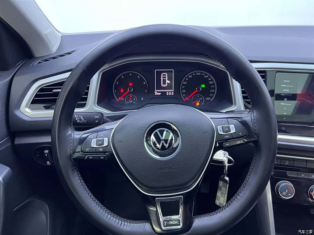 Volkswagen T-ROC, 2022 18