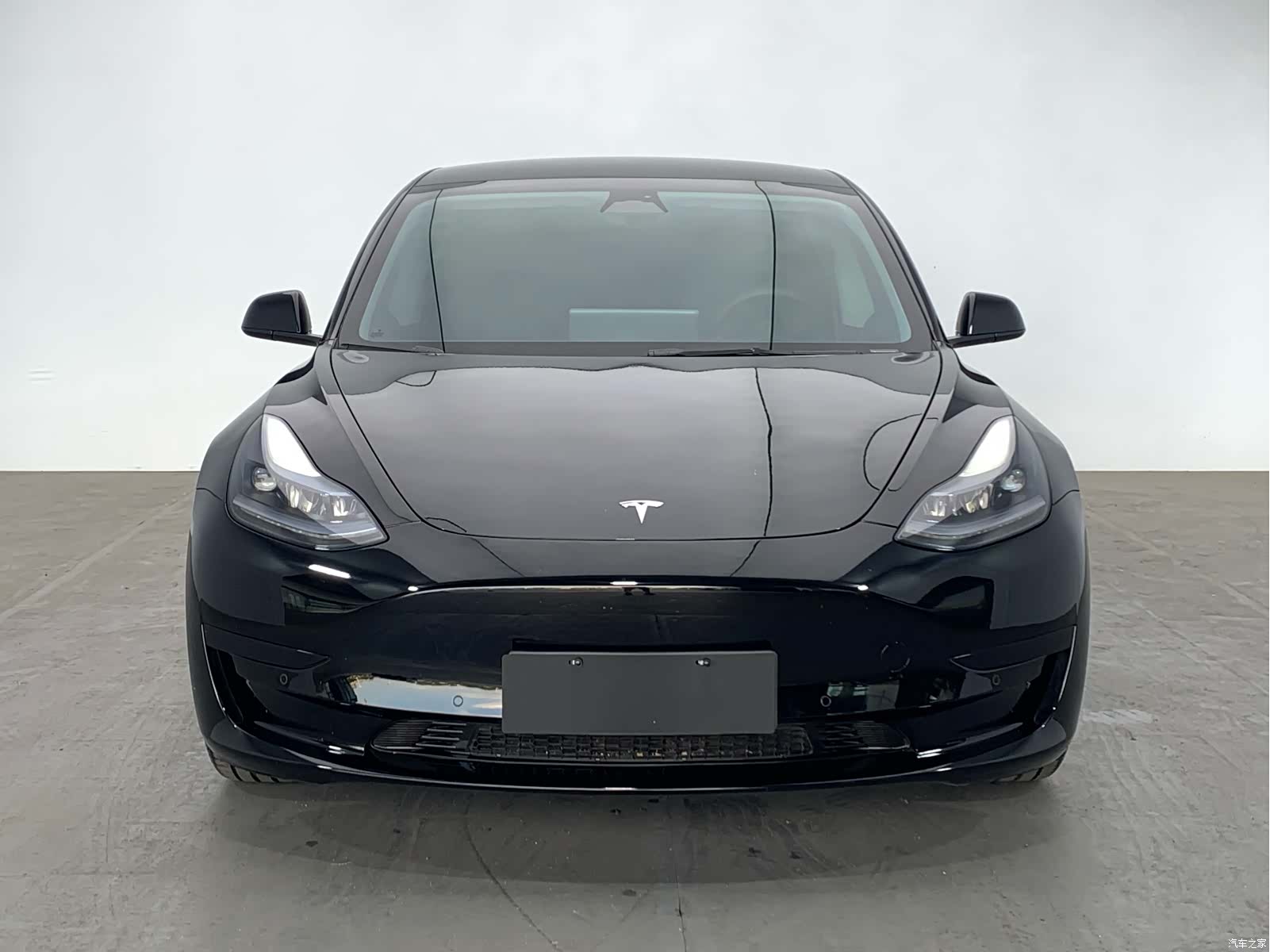 Tesla Model 3, 2023 2