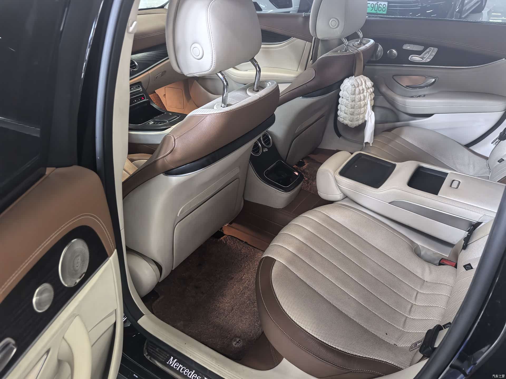 Mercedes-Benz E-Class, 2022 все фото