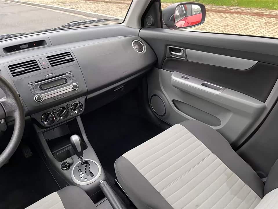 Suzuki Swift Suzuki Swift