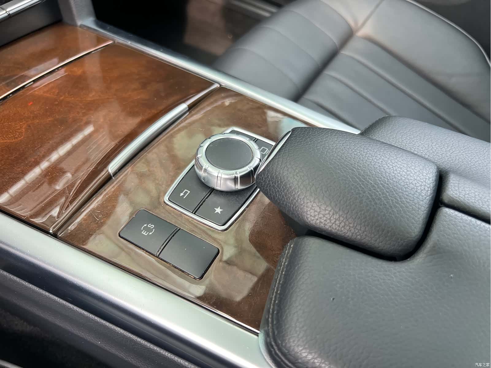 Mercedes-Benz E-Class, 2015 27