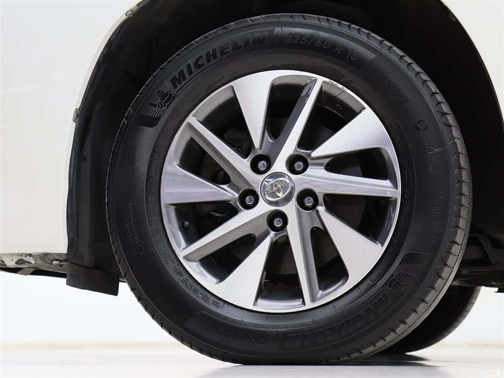 Toyota Alphard, 2015 31