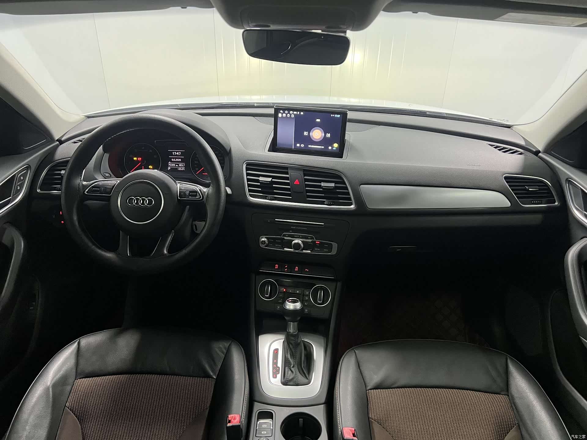 Audi Q3, 2016 11