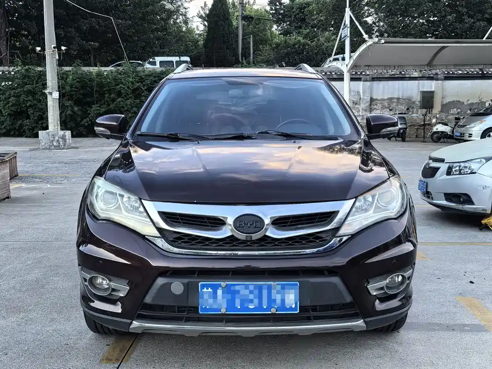 BYD S7