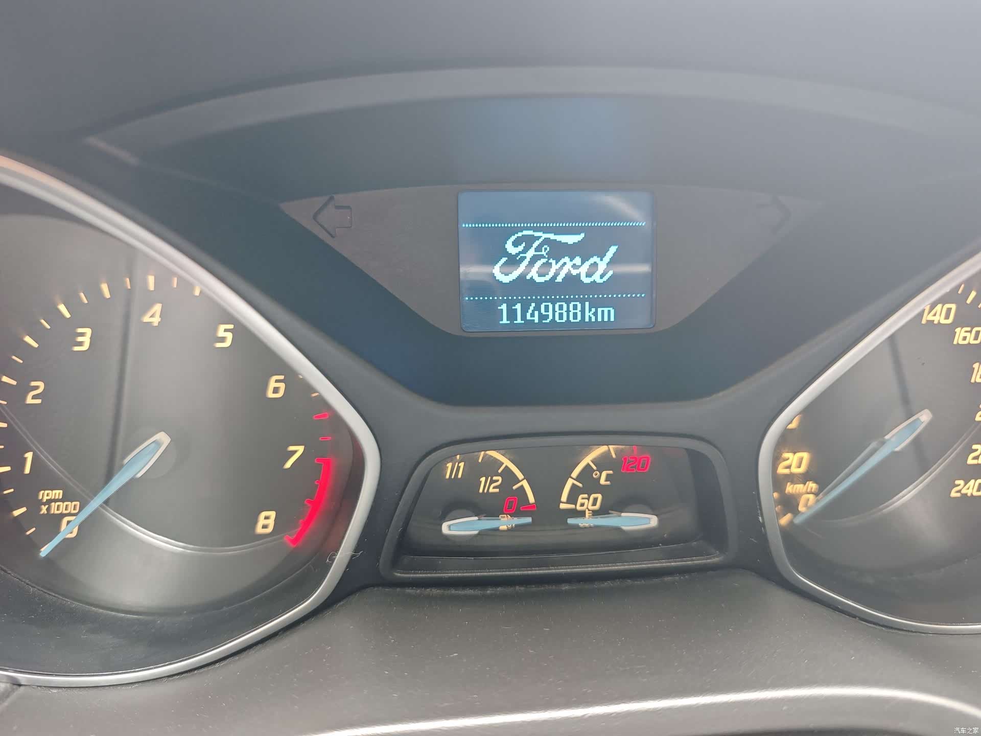 Ford Focus, 2015 11