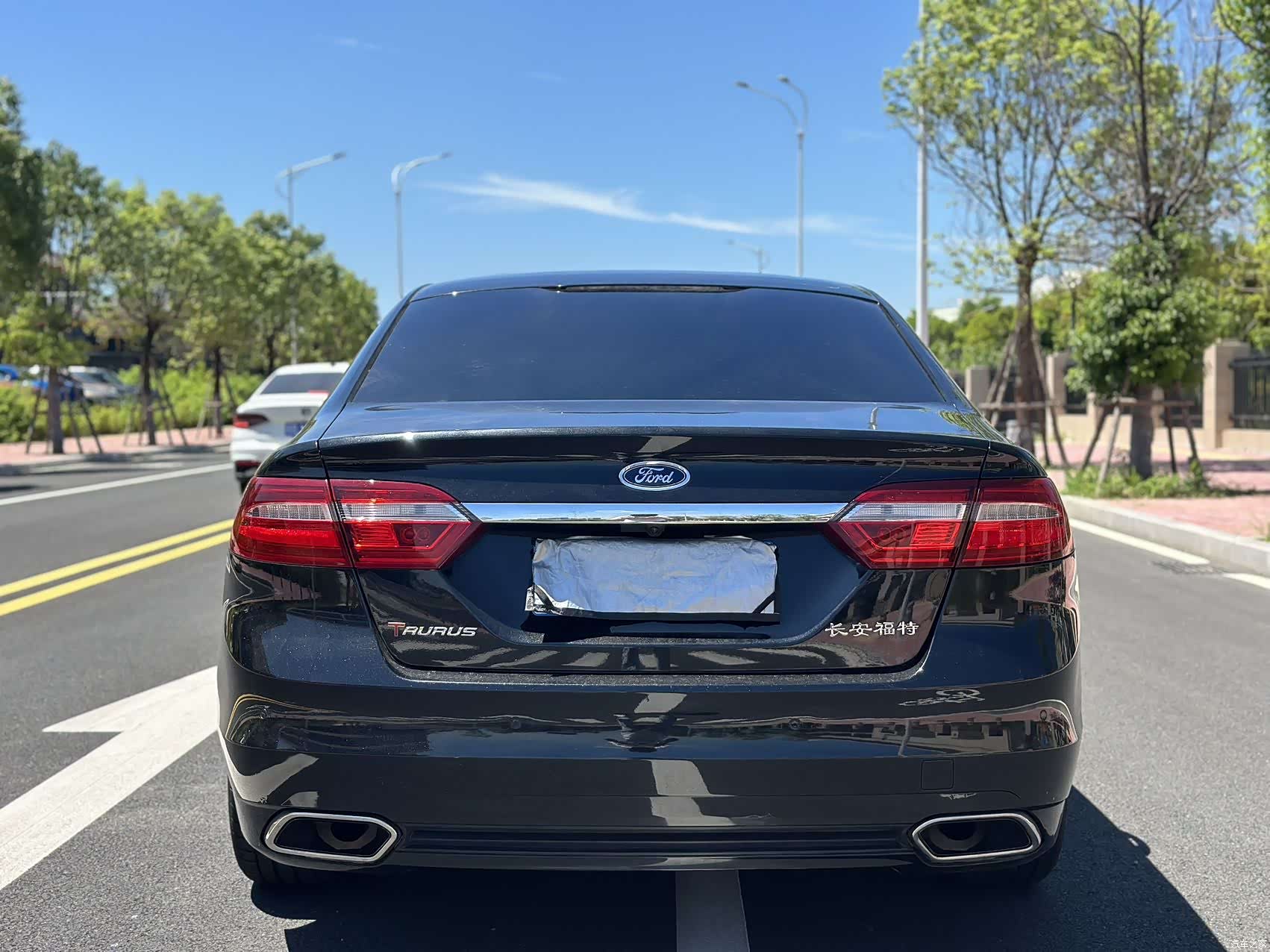 Ford Taurus, 2016 8