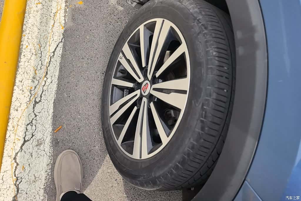 Roewe RX5, 2019 6