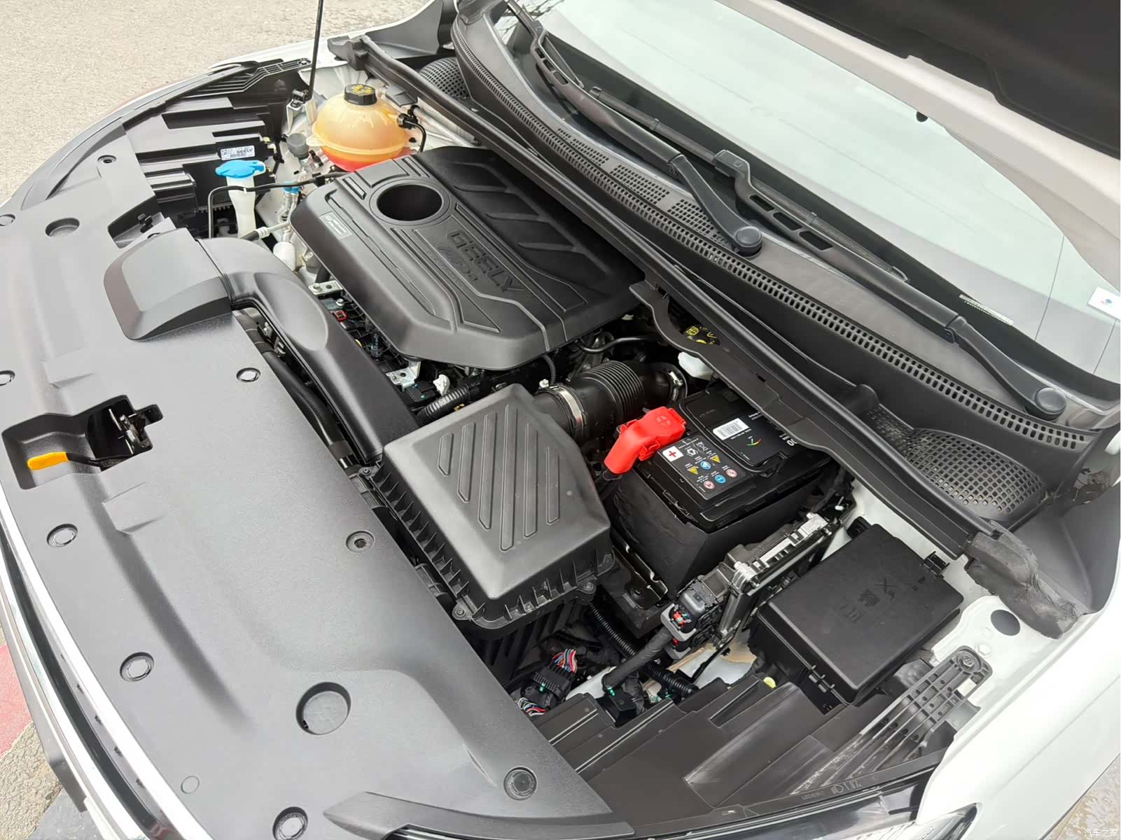 Geely Emgrand, 2022 20