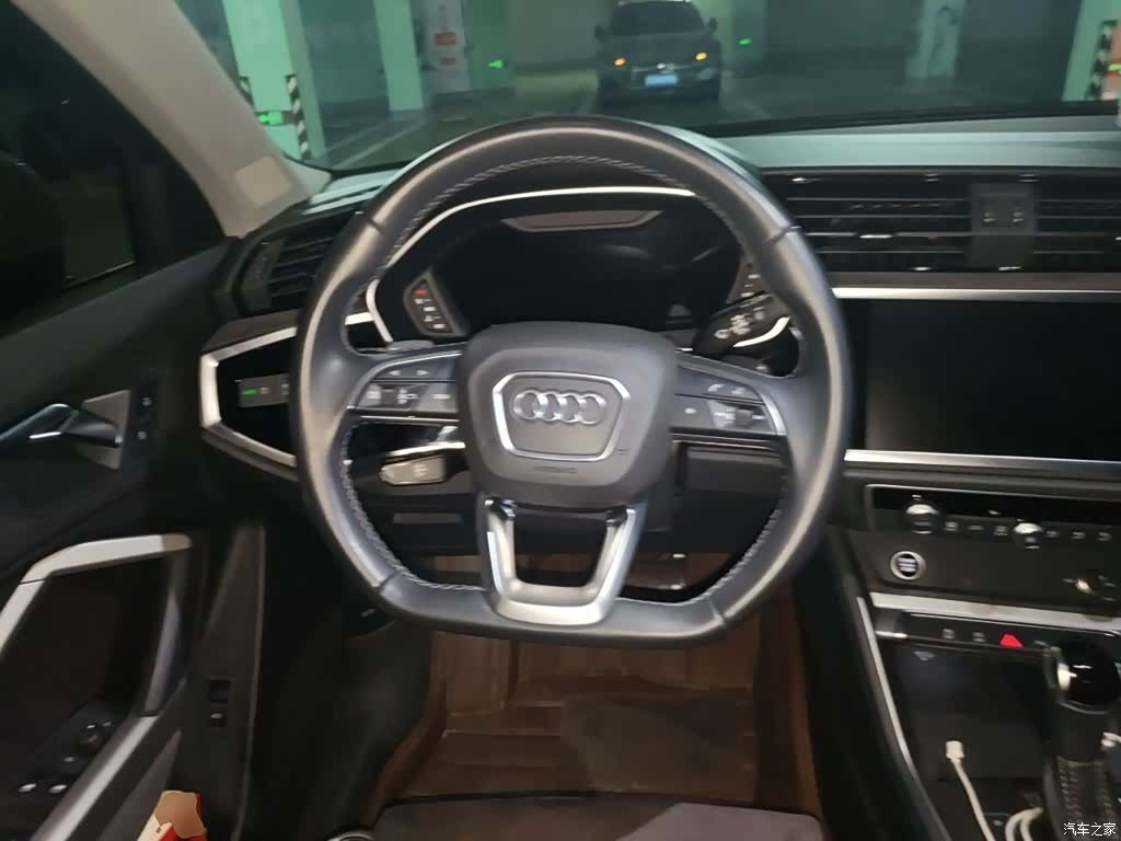 Audi Q3, 2022 6