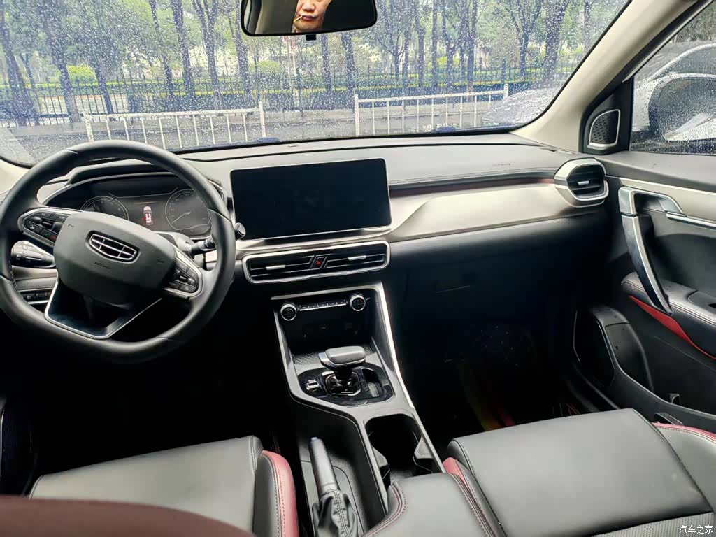 Geely Coolray, 2023 3