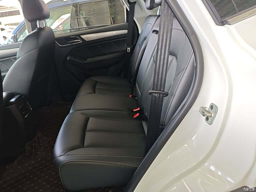 Roewe RX5, 2019 17