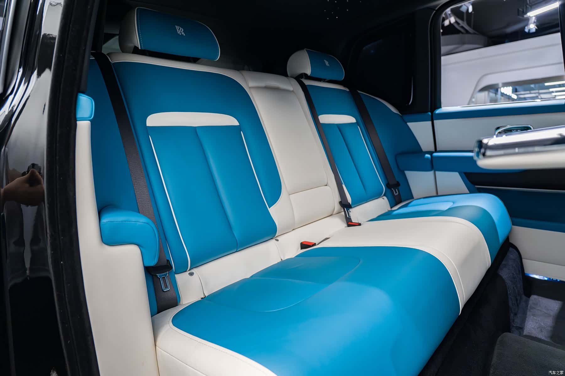 Rolls-Royce Cullinan, 2022 9