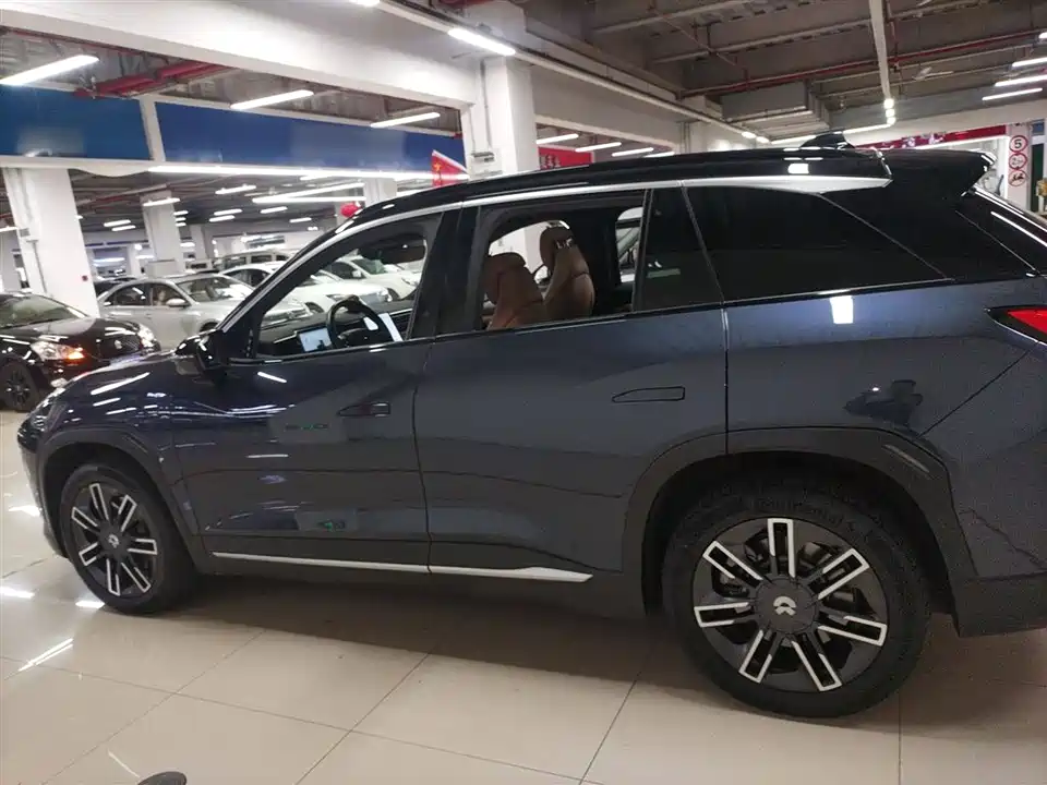 NIO ES6