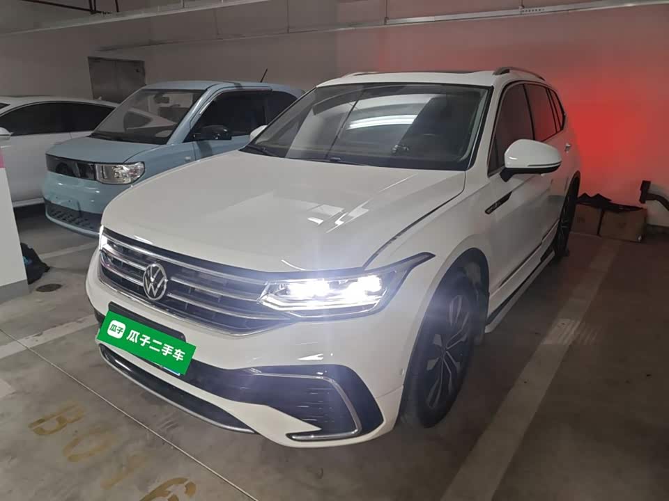 Volkswagen Tiguan L
