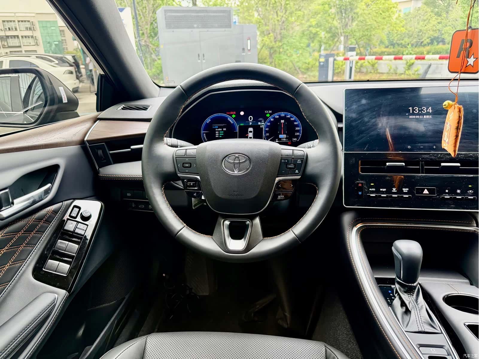 Toyota Avalon, 2025 10