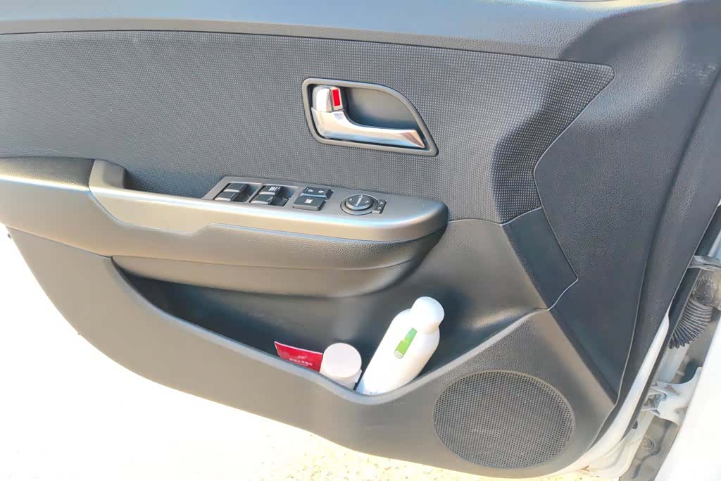 Kia K2, 2015 7