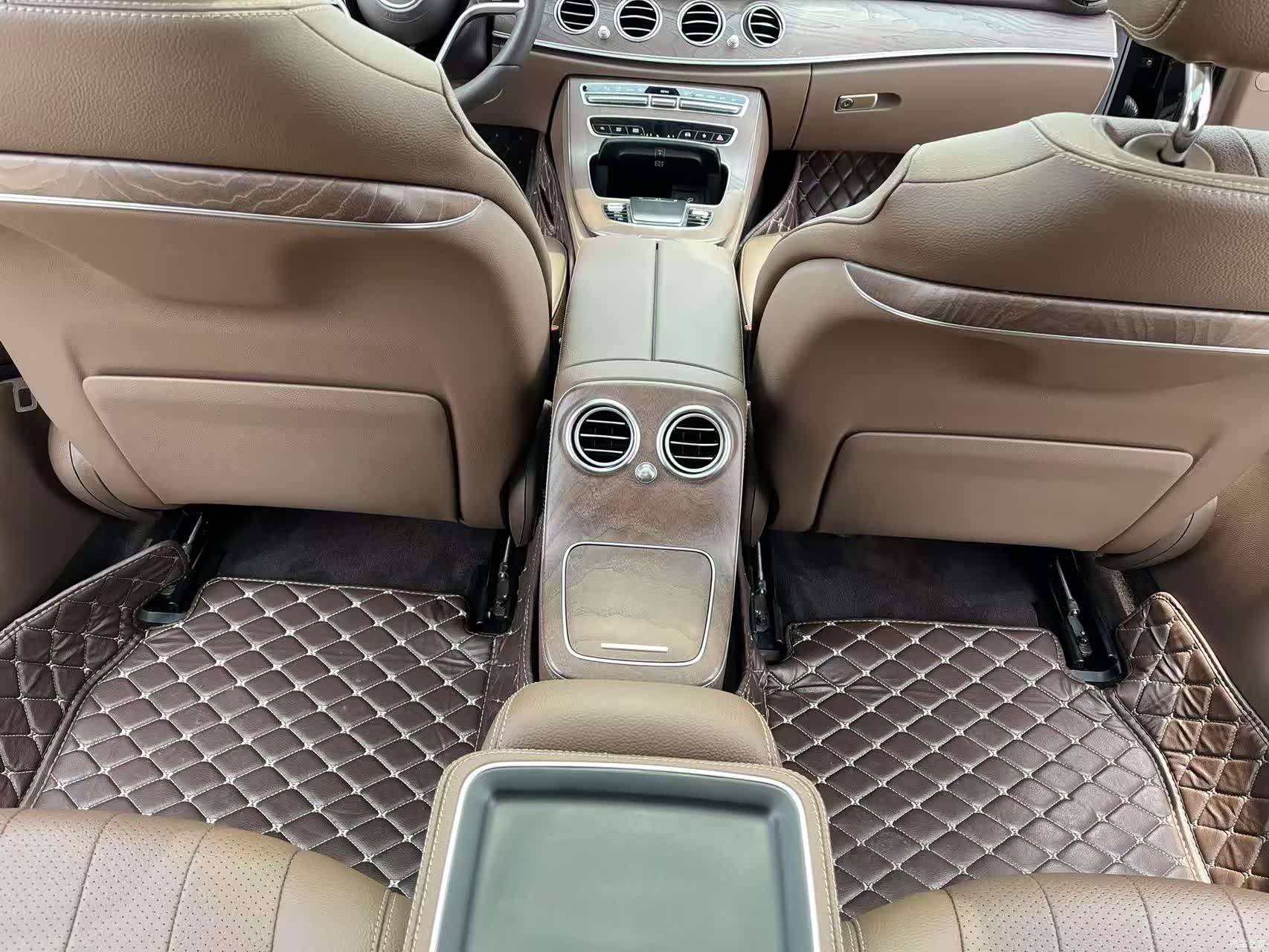 Mercedes-Benz E-Class, 2021 23