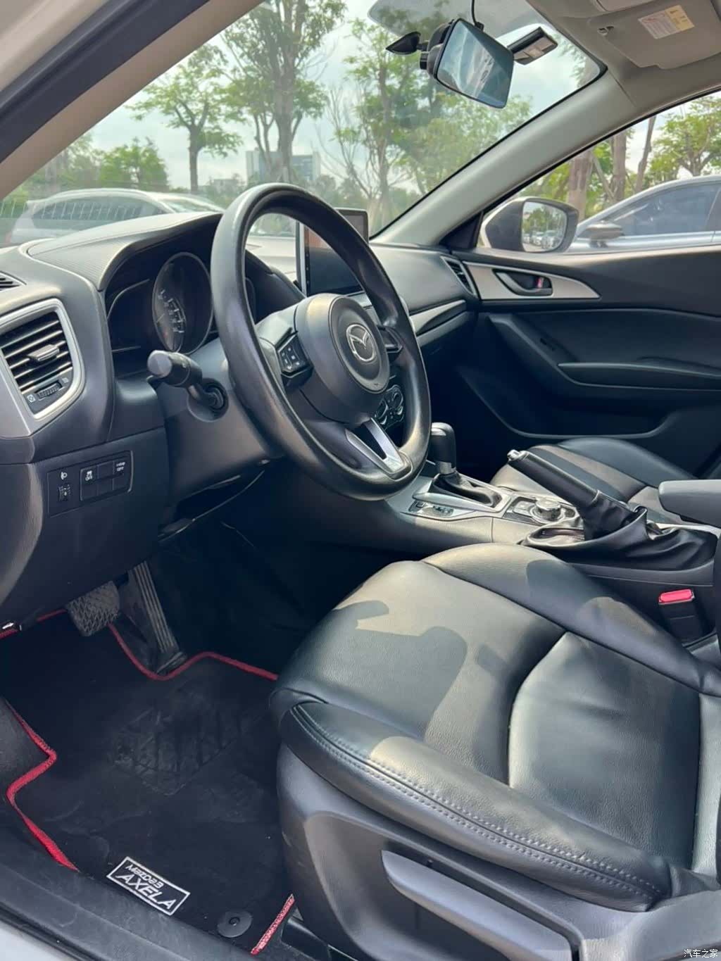 Mazda Mazda3, 2019 4