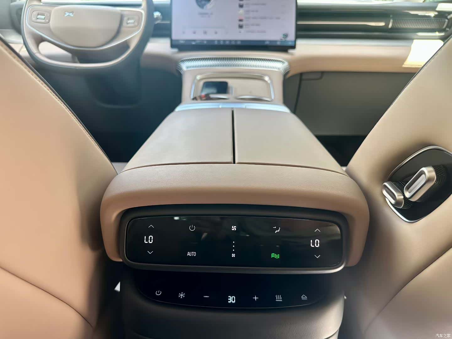 Xpeng X9, 2025 6