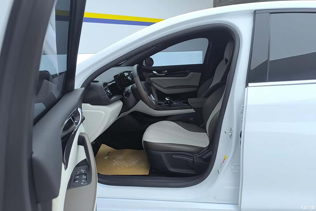 BYD Qin, 2025 9