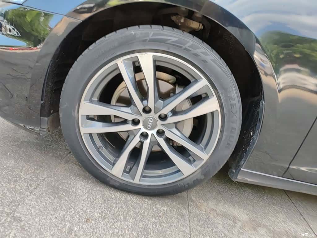 Audi A6L, 2019 23