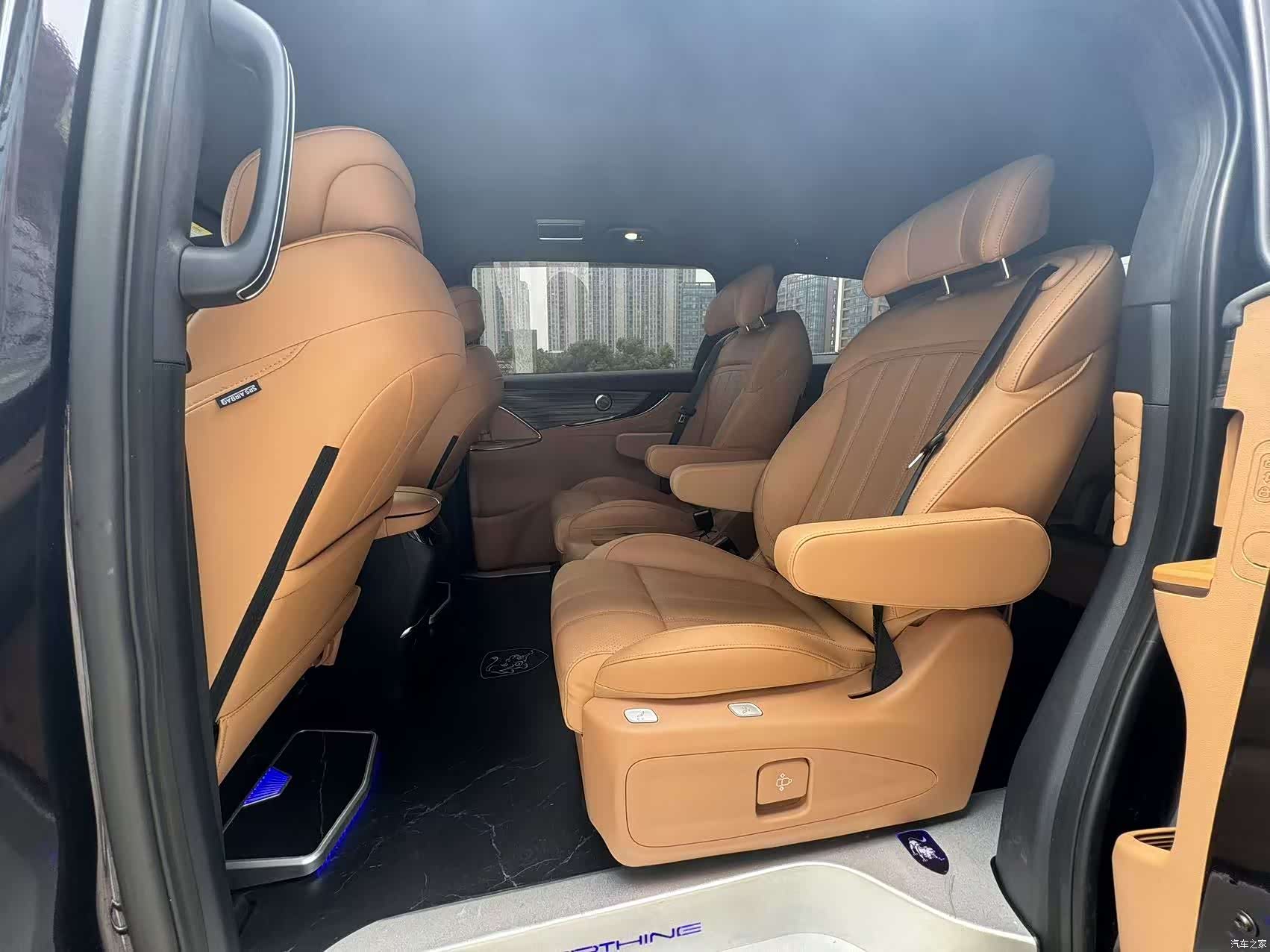 DongFeng V9, 2025 8
