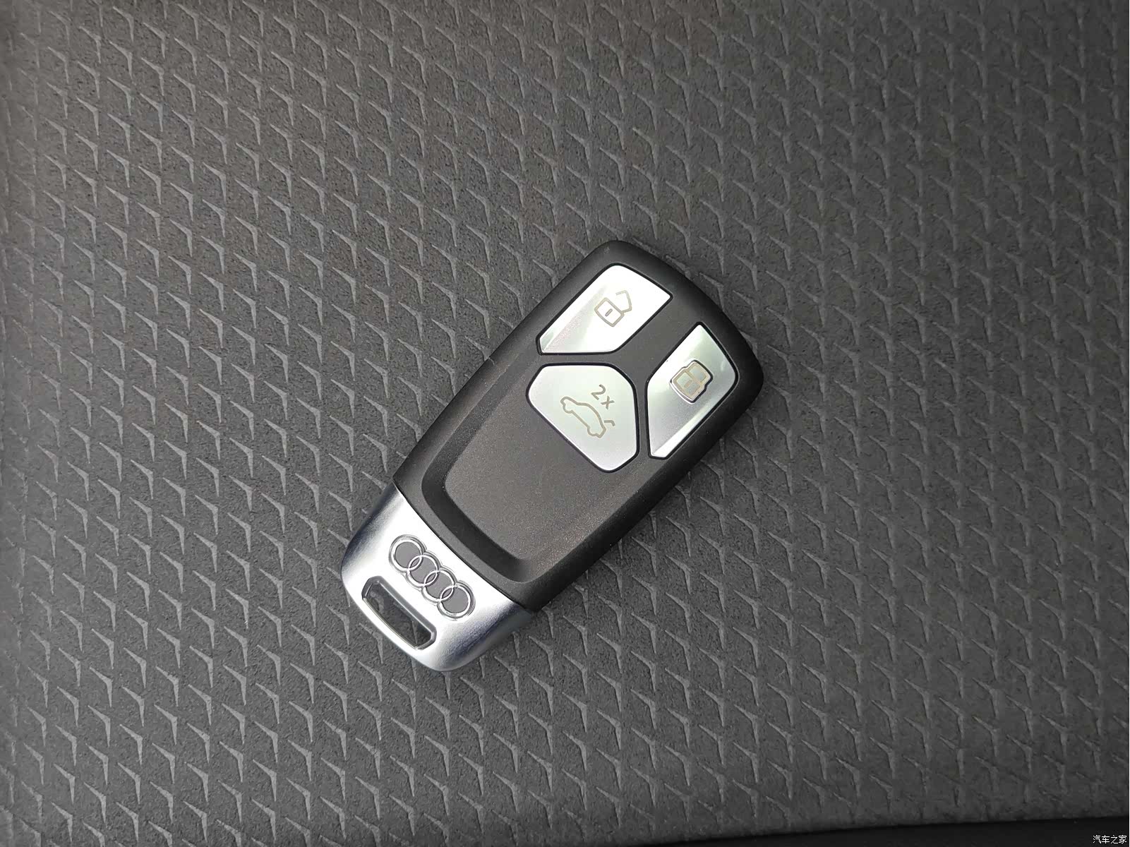 Audi Q5L, 2022 18