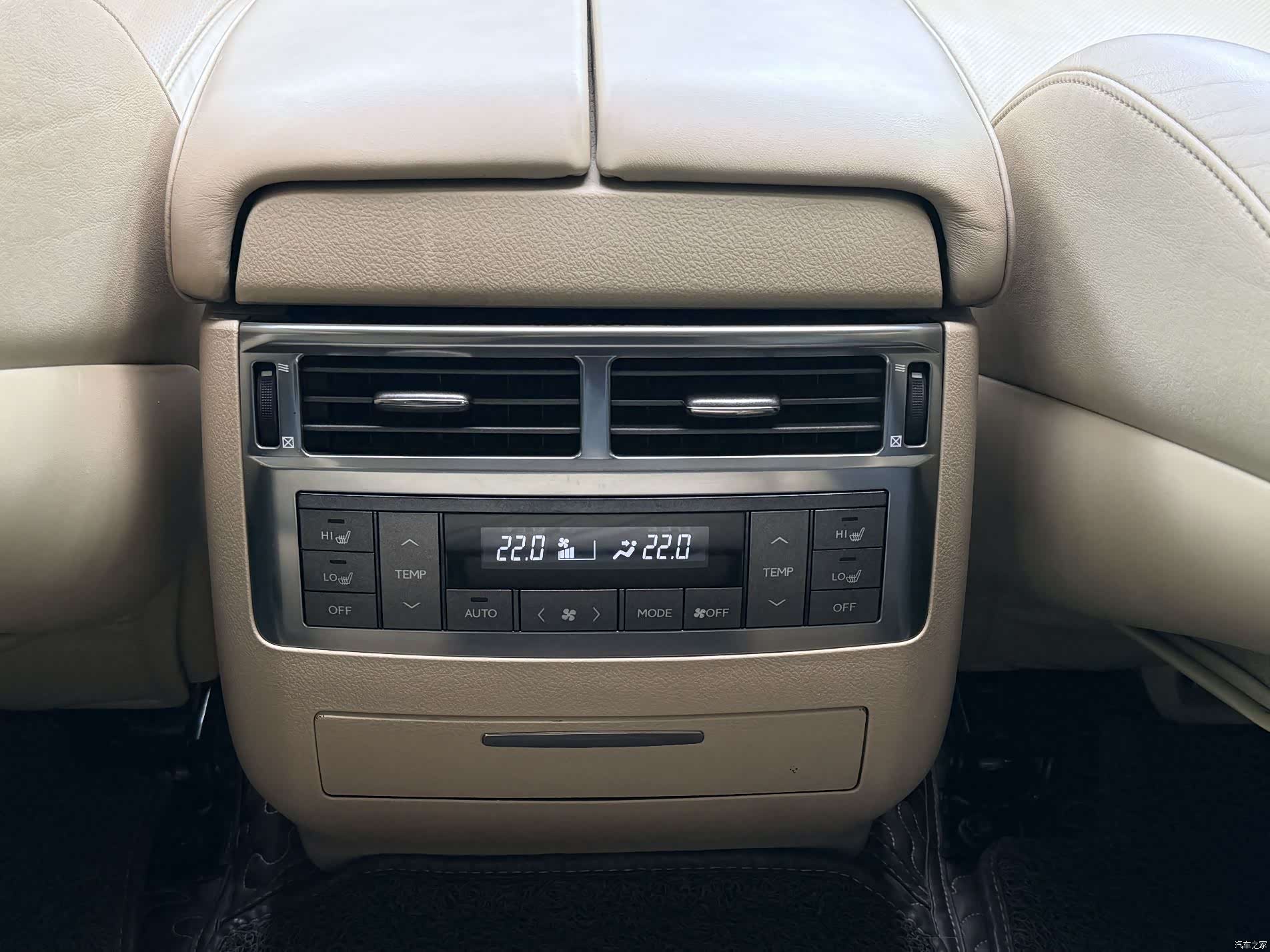Lexus LX, 2008 18