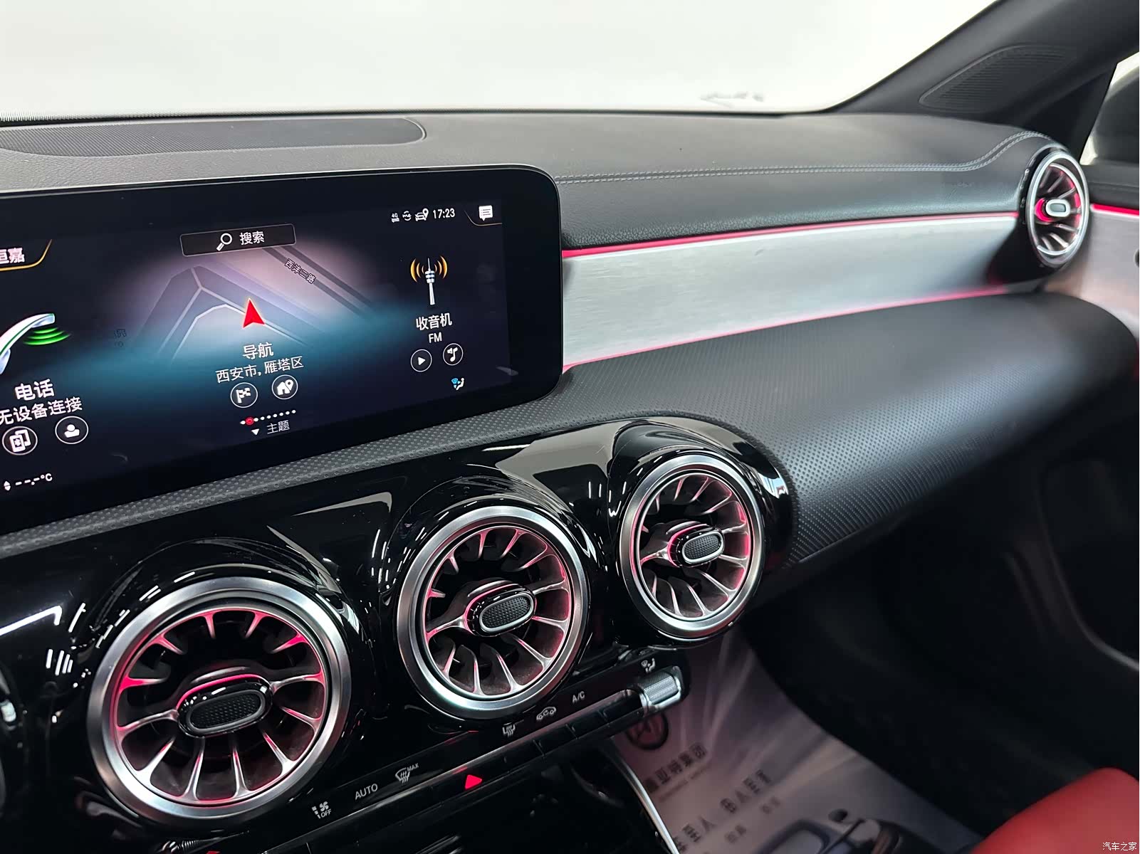 Mercedes-Benz CLA, 2022 14