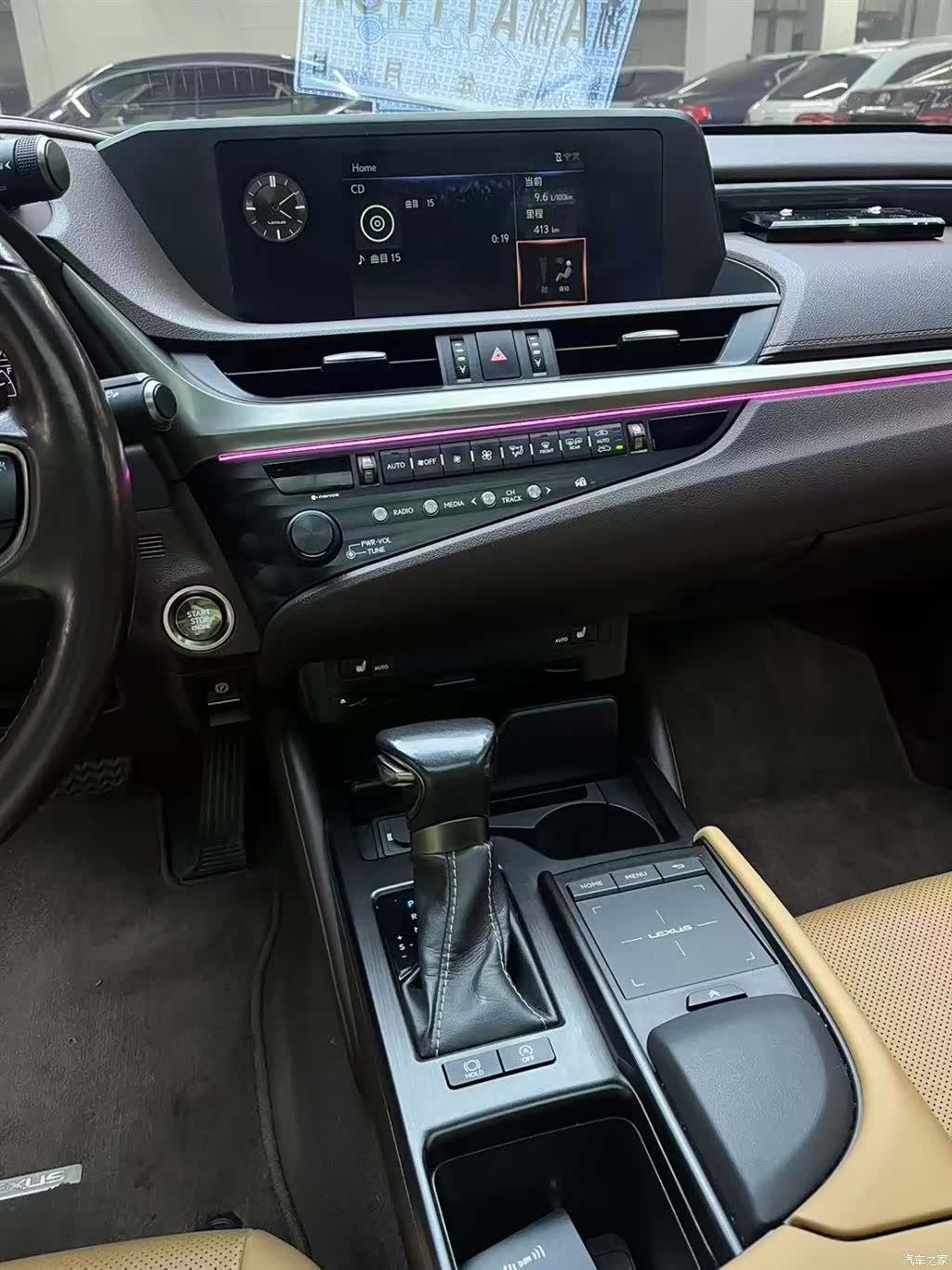 Lexus ES, 2019 17
