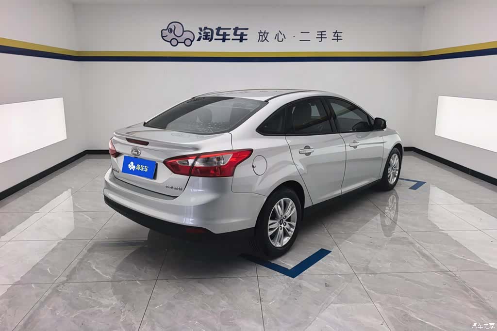 Ford Focus, 2013 3