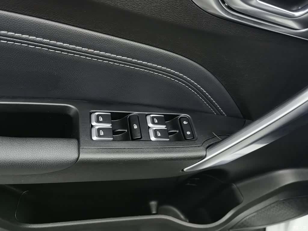 Geely X3, 2021 9