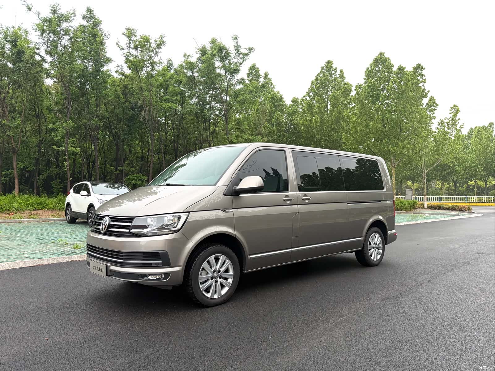 Volkswagen 8, 2017 1