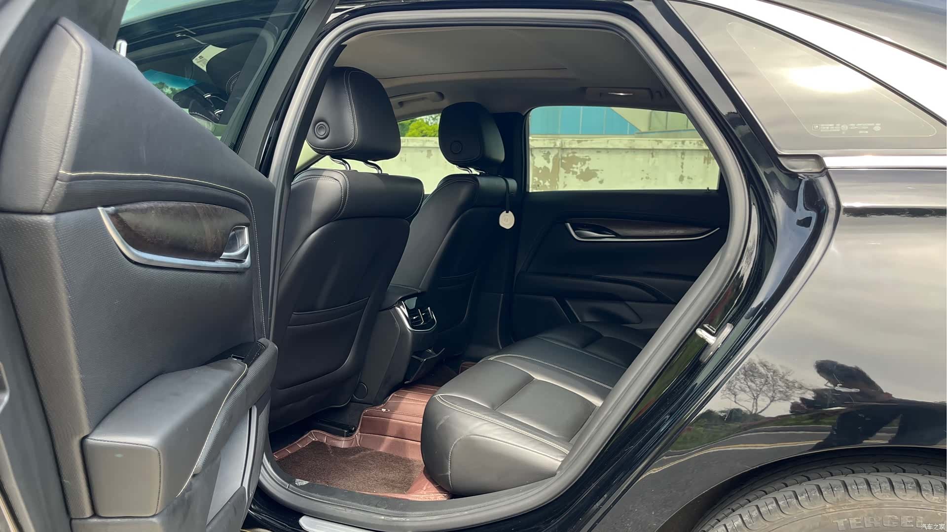 Cadillac XTS, 2019 7