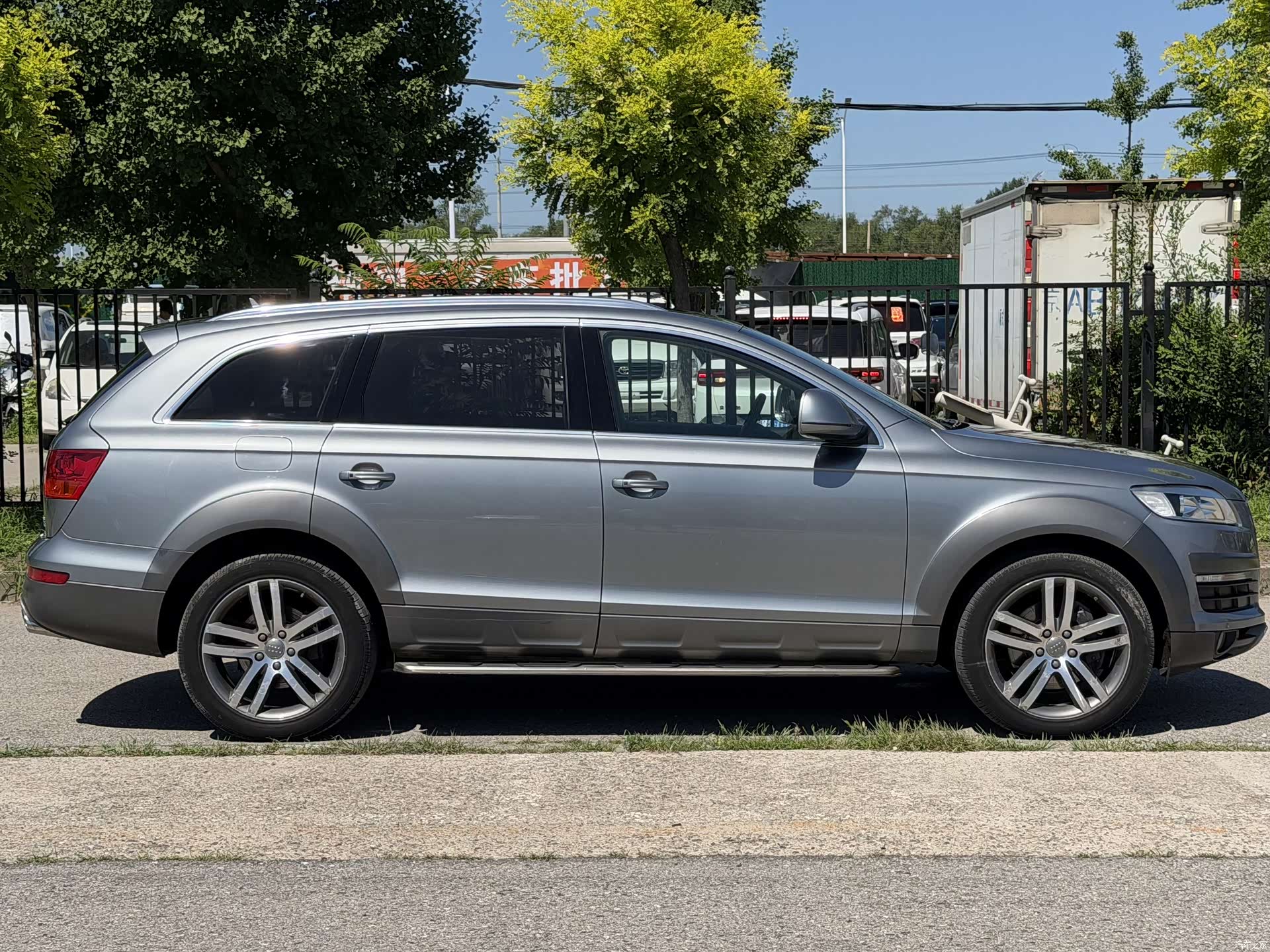 Audi Q7, 2008 7