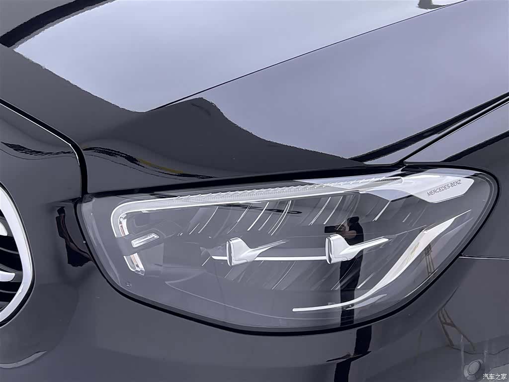 Mercedes-Benz E-Class, 2023 9