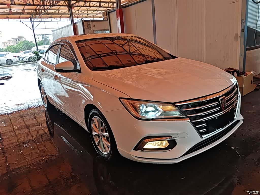 Roewe i5, 2021 4