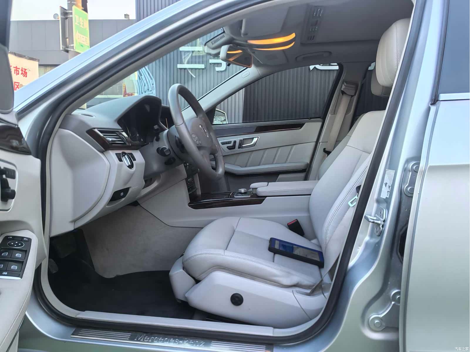 Mercedes-Benz E-Class, 2012 7