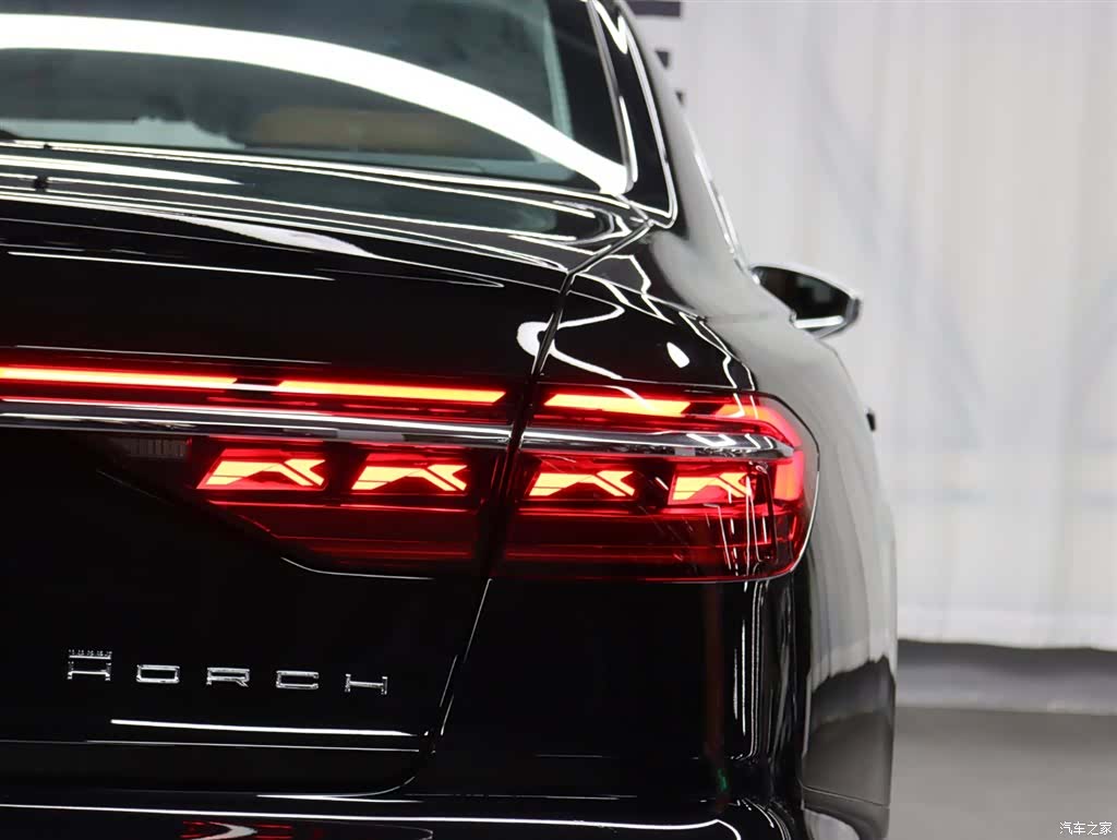 Audi A8L, 2026 31