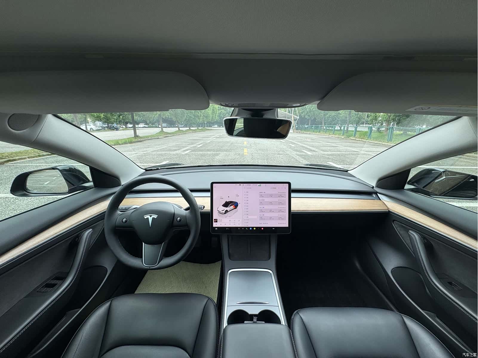 Tesla Model 3, 2022 9