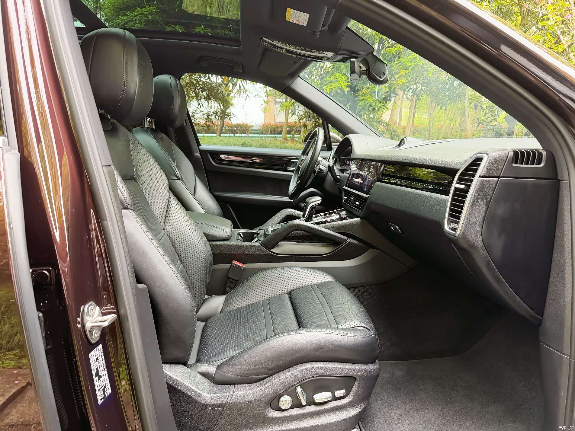 Porsche Cayenne, 2020 10