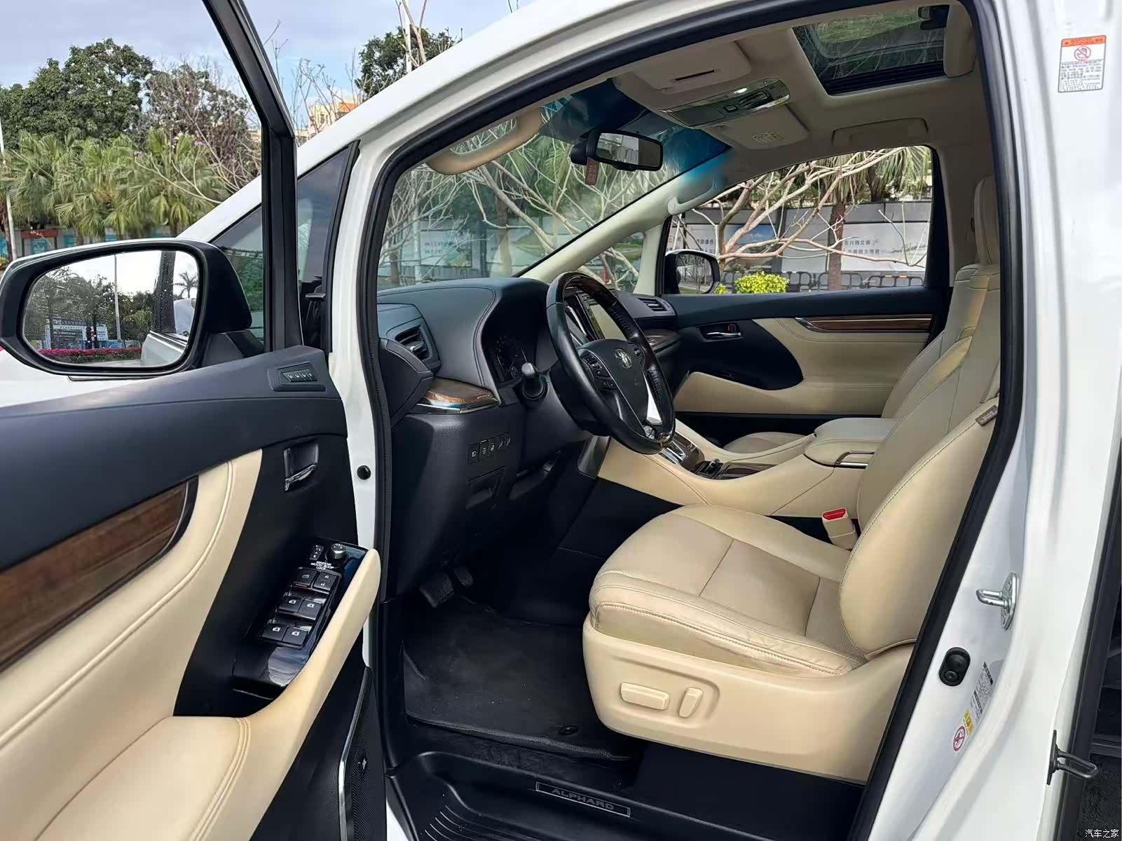 Toyota Alphard, 2017 6