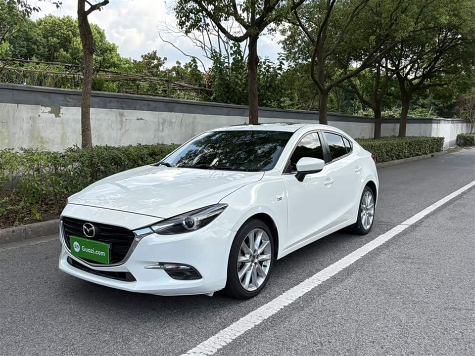 Mazda 3 Angkesaila