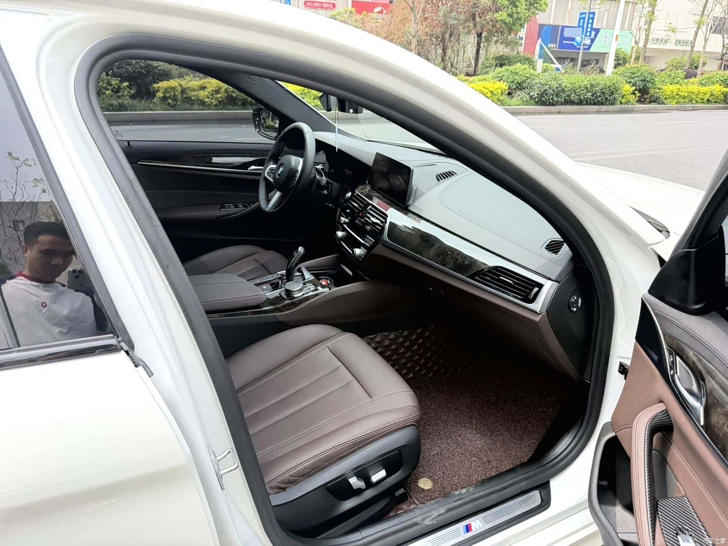 BMW 5 Series, 2020 6